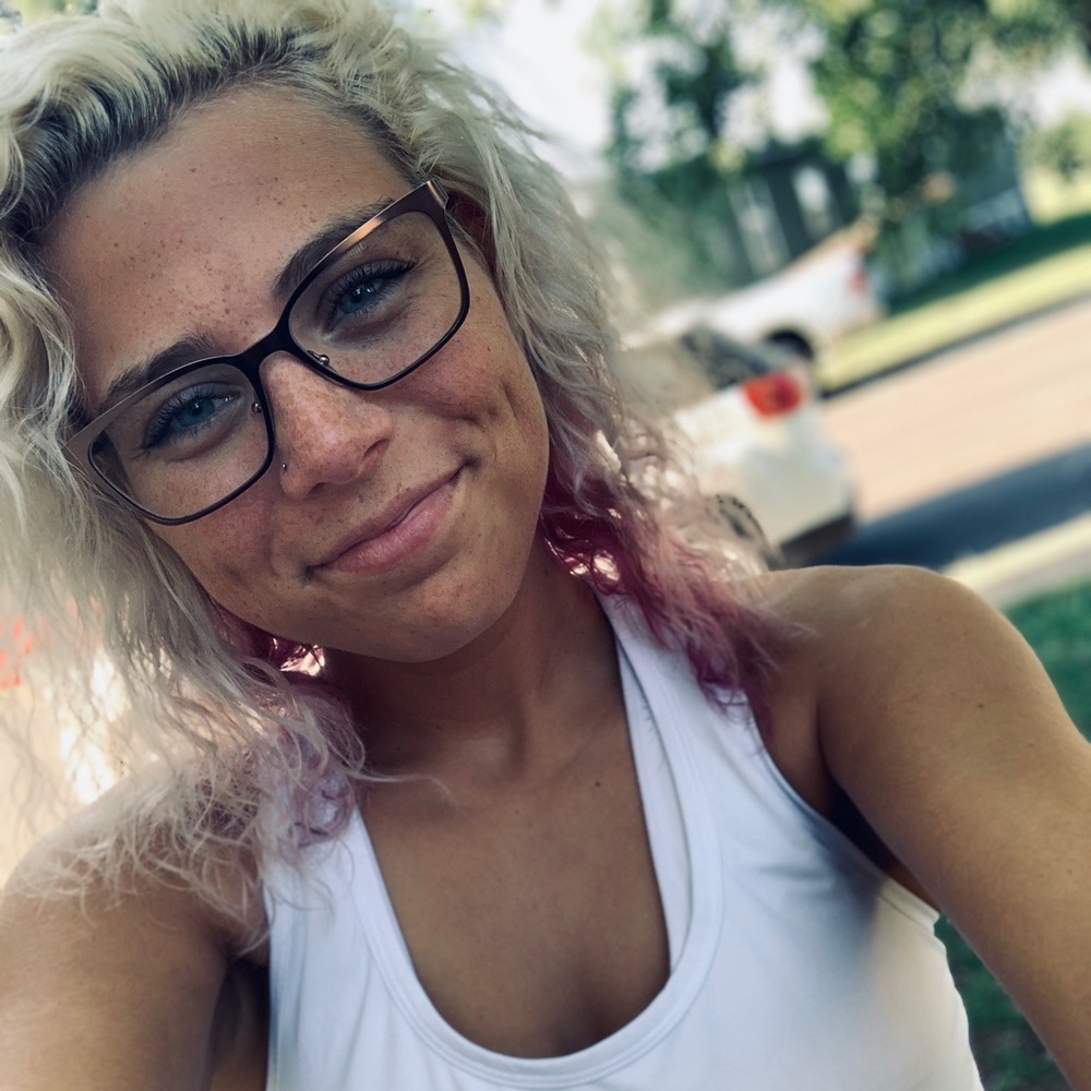 Meet your Posher, Bailey